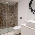 شقة Renovated & Quiet 1-bedroom In Santa Catarina