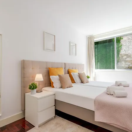 Renovated & Quiet 1-bedroom In Santa Catarina Appartement Oporto