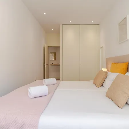 Renovated&quiet 1-bedroom In Santa Catarina *