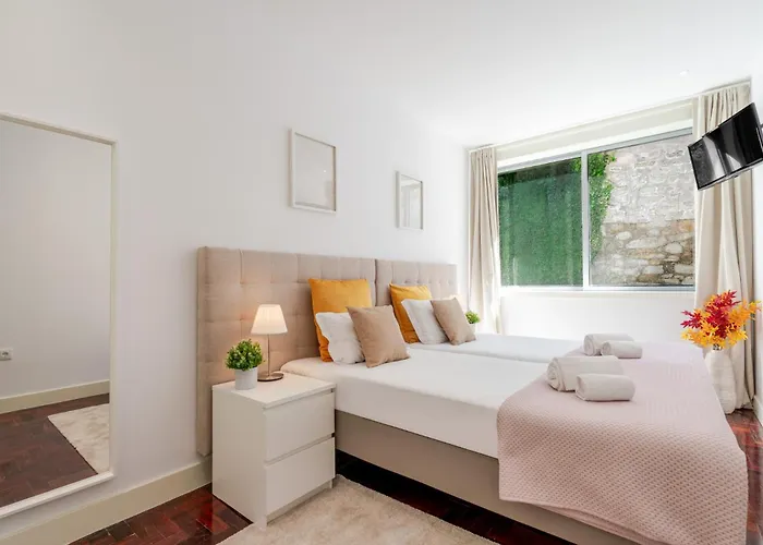 Renovated&quiet 1-bedroom In Santa Catarina Appartement Porto