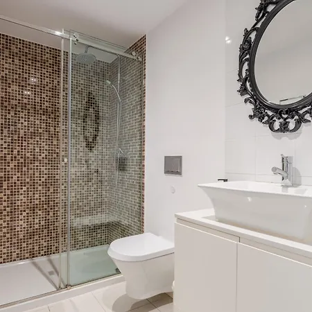 Renovated & Quiet 1-bedroom In Santa Catarina