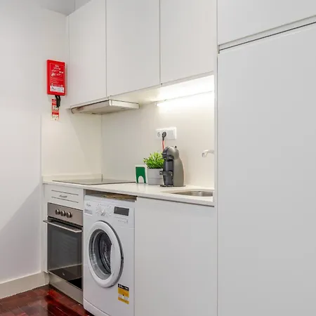 Renovated & Quiet 1-bedroom In Santa Catarina Apartment